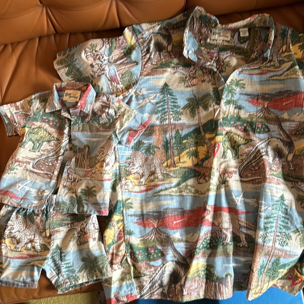 Reyn Spooner Father & Son Set Dinosaurs